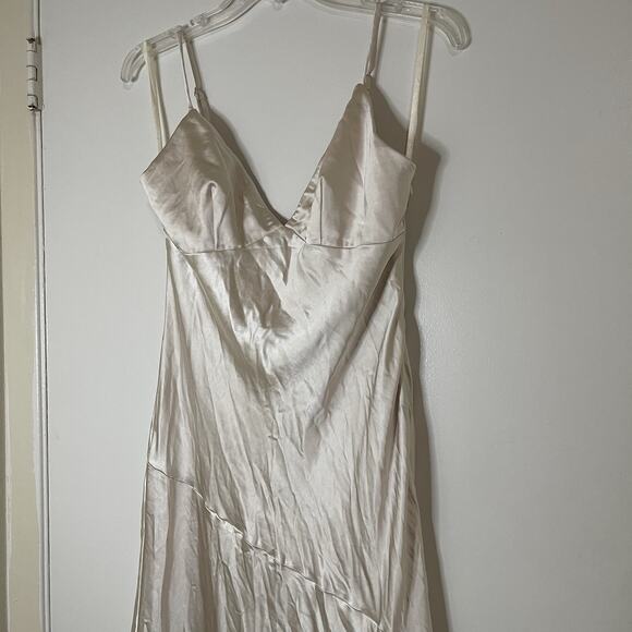 NEW! Selfie Leslie Downtown Cami Strap Front Split Midi Slip Dress Champagne LRG - Picture 5 of 11